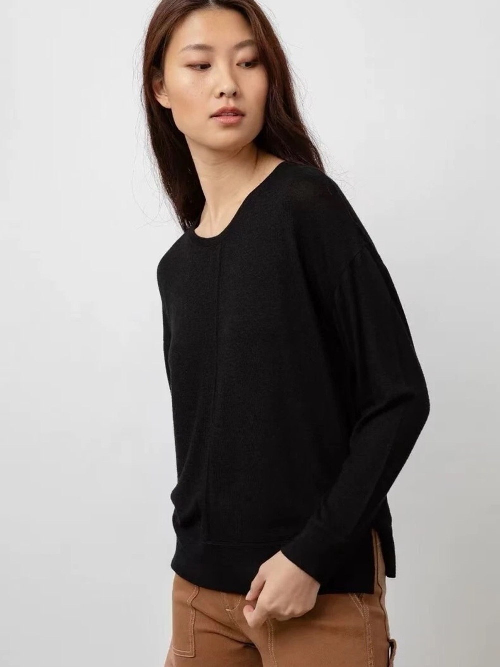 376. Rails Black Crewneck Long Sleeve Knit Top Seam Detail Size L